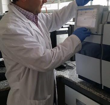 La UEx adquiere un nuevo equipamiento para la detección de pesticidas y otros contaminantes