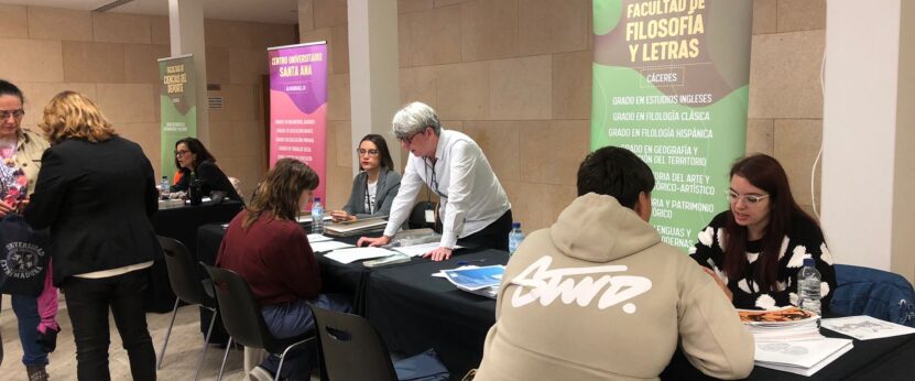 Arranca en Cáceres la XIII Edición de la Feria Educativa de la Universidad de Extremadura