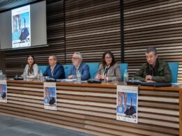 Mesa inaugural del el Workshop Internacional “Lugares de Memoria y regeneración democrática” formada por el subdelegado del Gobierno, José Antonio García Muñoz, la vicerrectora de Estudiantes, Empleo y Movilidad de la UEx, Alicia González Pérez, el primer teniente de alcalde del Ayuntamiento de Cáceres, Emilio Borrega Romero y el diputado de la Diputación Provincial de Cáceres, Tomás Sánchez Campo