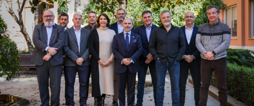 Integrantes de la Comisión Sectorial de Gerencias en el edificio Sa Riera (Palma) de la Universidad de las Illes Balears