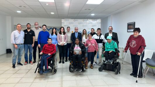 ASPACE Badajoz y el Centro Penitenciario de Badajoz se unen para divulgar ciencia con la Universi...