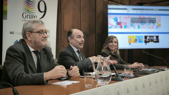 José Antonio Mayoral, Ignacio Villaverde y Eva Sanz durante la rueda de prensa