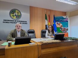 Jesús Torrecilla Y Marta García En El Acto De Bienvenida