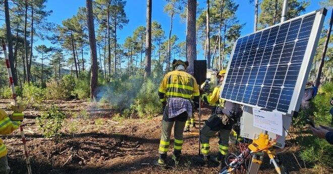 Aspecto de los módulos con sensores de gases y sensores de PM instalados en la zona piloto de Arenas de San Pedro durante la quema prescrita (16/01/2025)