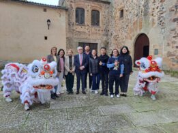 Estudiantes De La Universidad De Educación De Chongqing Participarán Este Sábado En La Gimnastrada Con El Baile Del Dragón