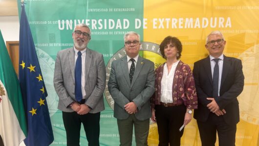 María Luisa Durán Martín-Merás toma posesión como nueva Defensora Universitaria de la UEx