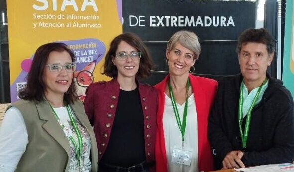 El SIAA En La Feria Educativa De Badajoz