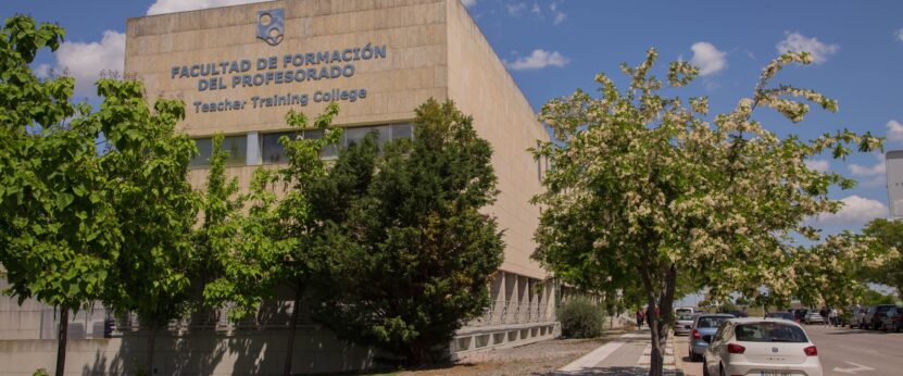 Imagen De La Facultad De Formación Del Profesorado De La Universidad De Extremadura En Cáceres