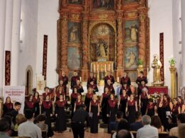 Coro de la UEx en el concierto inaugural de los los XXVI Cursos de Verano en la Iglesia de Santo Domingo de Cáceres