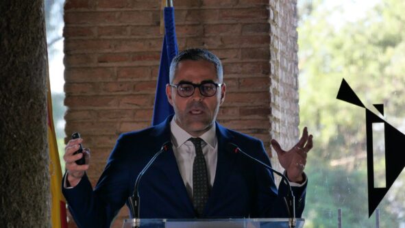 Francisco Rodíguez En El Curso De Campus Yuste “El Nuevo Orden Mundial Y El Eje Atlántico”