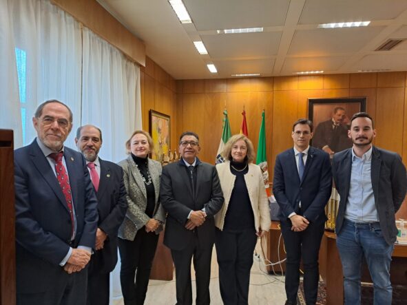 El Rector De La Univerisdad De Tlaxcala De México Visita El Rectorado De Cáceres