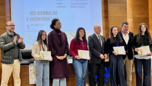 La Facultad de Ciencias acoge la XXI Olimpiada de Biología con estudiantes de 26 centros de Extre...