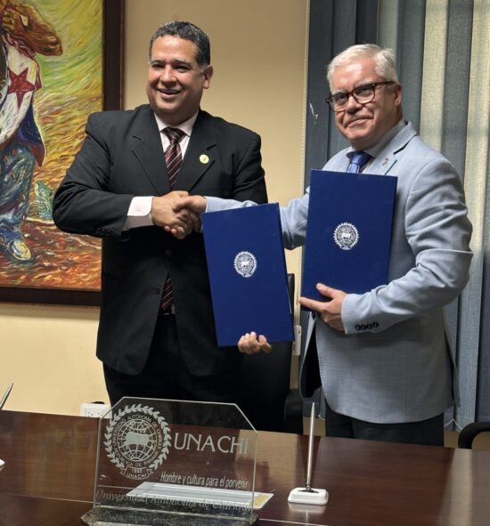 En la Universidad Autónoma De Chiriquí